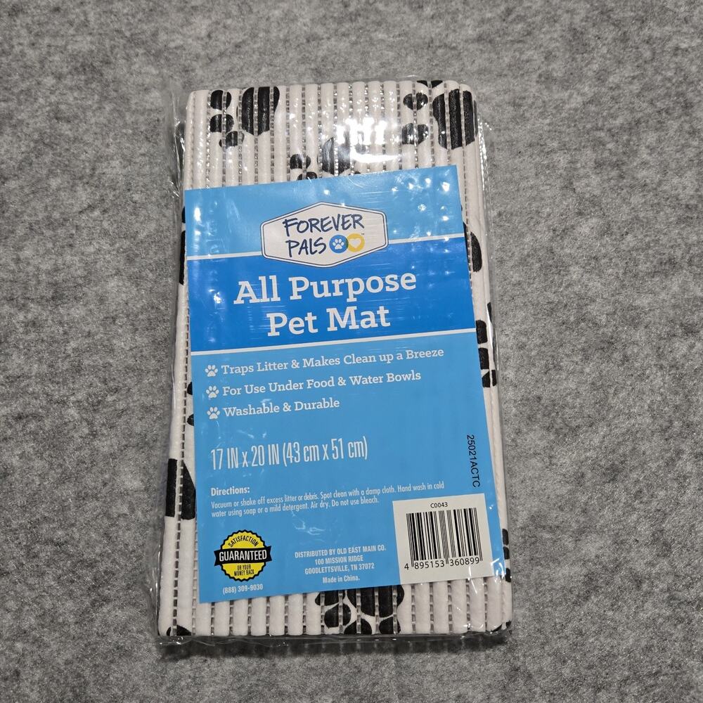 Pet Mat Forever Pals, All Purpose Mat Traps Litter, Use under Food Bowl New